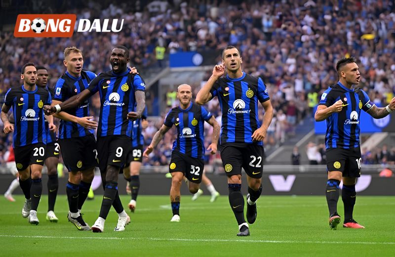 Múi giờ thi đấu các trận Bắc Mỹ luôn là kẻ thù cho sức khỏe của bet Việt