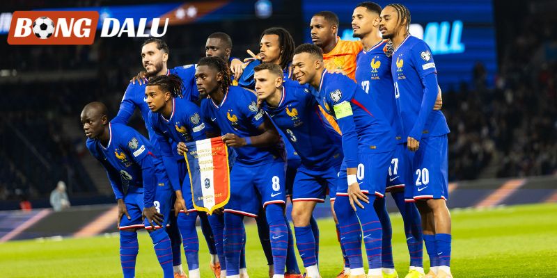Dẹp bỏ sơ đồ 3 trung vệ tạo nên cú lột xác ngoạn mục tại World Cup 2026